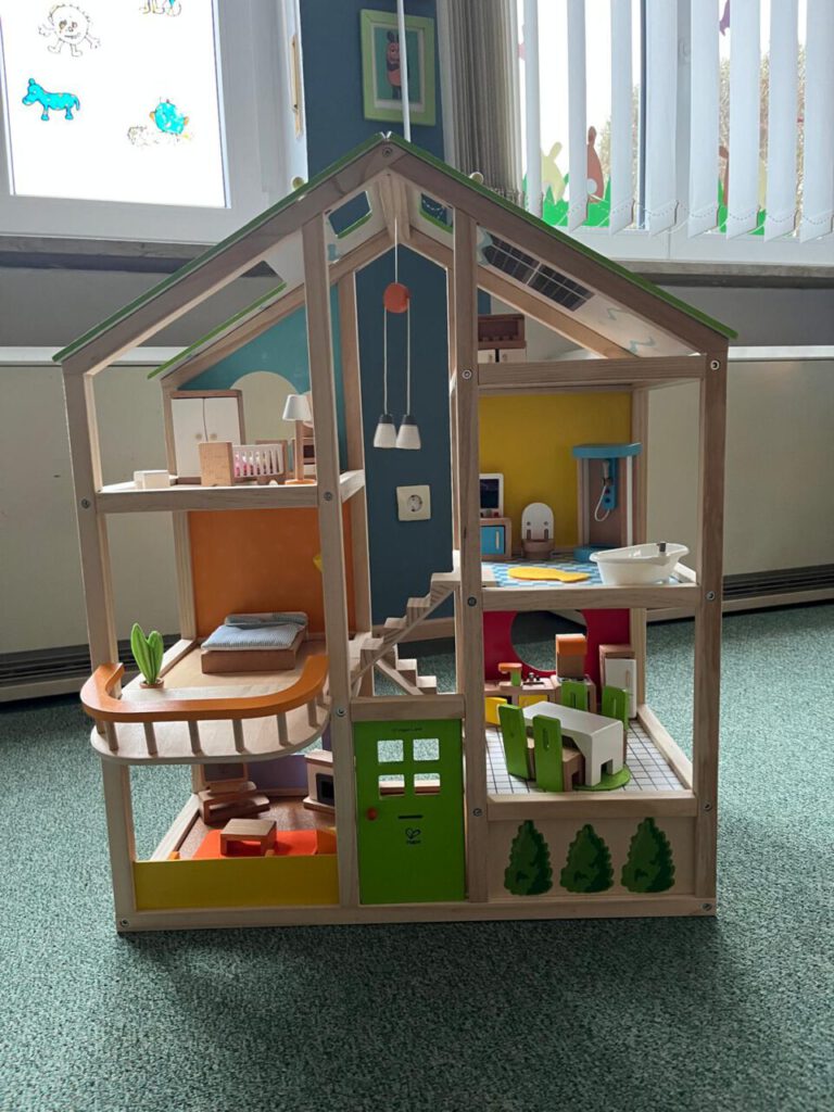 lau_spende_puppenhaus_2025